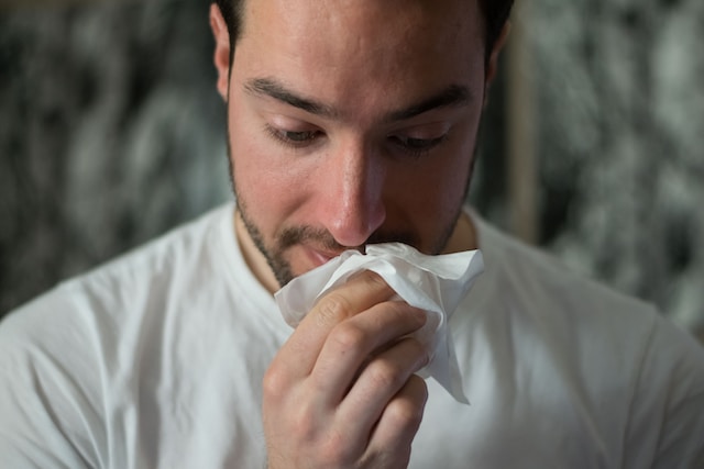 Σε αυτό το άρθρο, θα καλύψουμε όλα όσα πρέπει να γνωρίζετε για τις αλλεργίες, συμπεριλαμβανομένων των διαφορετικών τύπων αλλεργιών, των συμπτωμάτων και των επιλογών θεραπείας